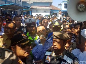 Ribuan Opang di Sukabumi Juga Turun ke Jalan Tolak Ojek Online