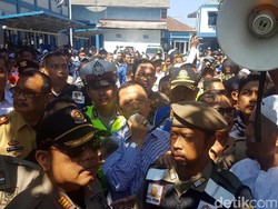 Ribuan Opang di Sukabumi Juga Turun ke Jalan Tolak Ojek Online