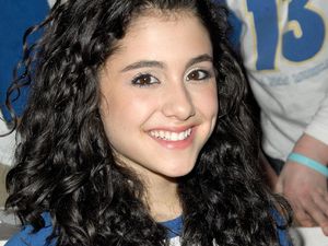 Foto: Mengintip 10 Penampilan Imut Ariana Grande dari Tahun ke Tahun