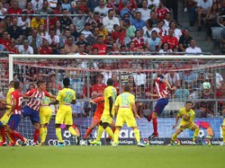 Atletico Tundukkan Napoli 2-1