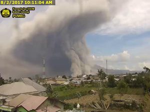 Masih Berstatus Awas, Gunung Sinabung Kembali Erupsi