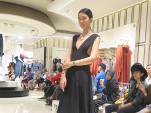 Kolaborasi Desainer Indonesia dan Singapura Rayakan Persahabatan 2 Negara