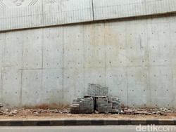 Sempat Dicoret-coret, Simpang Susun Semanggi Sudah Bersih