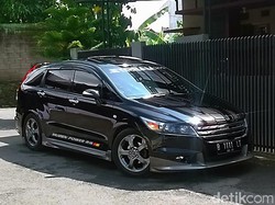 Honda Stream Sporty MPV, Kinclong!