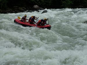 Arung Jeram Seru di Sumatera Utara