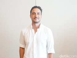 Hamish Daud, Kenapa Sih Nggak Mau Ngomong Soal Raisa?