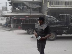 Karo Berselimutkan Abu Sinabung, Pelajar Dipulangkan dari Sekolah