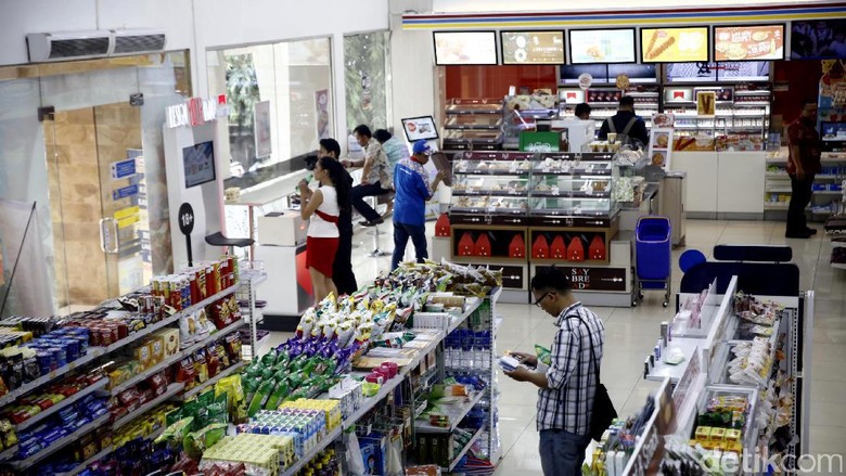 Penjualan Ritel Anjlok Karena Konsumsi Masyarakat Rendah