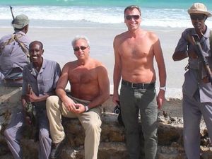 Kamu Ngaku laki, Cobalah Liburan ke Medan Perang Kamu Ngaku laki, Cobalah Liburan ke Medan Perang