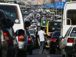 Siap-siap, Mobil BBM Bakal Jadi Barang Langka