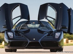 Keren, Ferrari Enzo Hitam Nan Langka