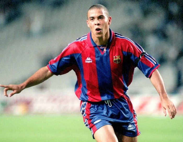 Barcelonas Brazilian striker Ronaldo celebrates after scoring during the first round Cup Winners Cup match vs AEK Larnaka,12 September.   AFP PHOTO / AFP PHOTO / ANDREU DALMAU / EFE