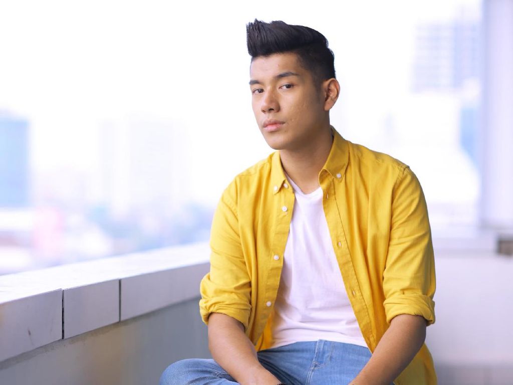 Di Rumah Aja! Yuk, Nikmati Lagu Baru yang Rilis Hari Ini di dHOT Music Today Di Rumah Aja! Yuk, Nikmati Lagu Baru yang Rilis Hari Ini di dHOT Music Today