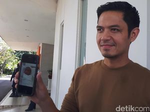 Dude Harlino Imbau Ikuti MUI untuk Beribadah Sementara di Rumah Dude Harlino Imbau Ikuti MUI untuk Beribadah Sementara di Rumah