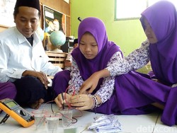 Pembangkit Listrik Ditemukan dari Air Garam, Blimbing dan Kentang