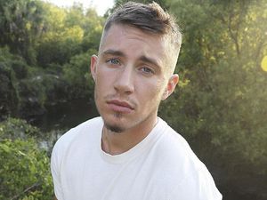 Siapa Sangka Pria Tampan dan Macho Ini Aslinya Terlahir Sebagai Wanita