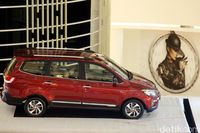 Wuling Confero. 
