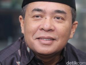 Ketum Golkar ke RSPAD, Ade Komarudin Belum Siuman Ketum Golkar ke RSPAD, Ade Komarudin Belum Siuman