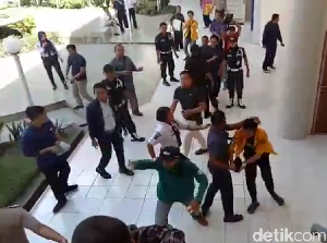 BEM Unsri Bantah Ancam Bakar Gedung Rektorat