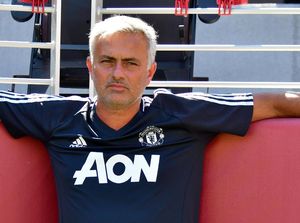 Mourinho Masih Butuh Satu Pemain Baru Lagi