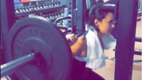 Kini Bugar dan Seksi, Siapa Sangka Demi Lovato Pernah Kecanduan Narkoba