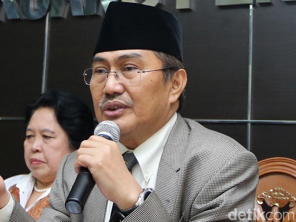 Jimly Tanggapi Protes Pengurus ICMI soal Jokowi: Boleh Beda Pendapat Jimly Tanggapi Protes Pengurus ICMI soal Jokowi: Boleh Beda Pendapat