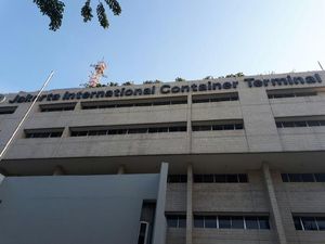 JICT Bantah soal PHK Massal Pekerjanya JICT Bantah soal PHK Massal Pekerjanya