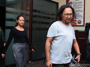 Makin Malam, Teman Artis Tora dan Mieke Mulai Berdatangan