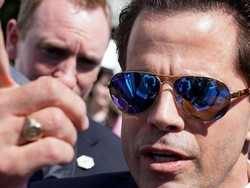 Para Pejabat Tinggi Gedung Putih Ditipu Email Iseng