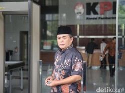 Akom Mengaku Tak Terima Uang e-KTP, Hakim: Yakin?