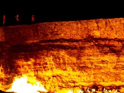 7 Pintu Neraka dan Siksaan bagi Calon Penghuninya