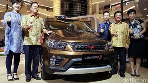 Foto: Mobil Murah Meriah ala Wuling