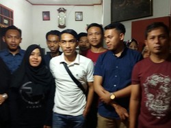 Kunjungi Keluarga Ricko, Aliyudin Berharap Tak Ada Lagi Suporter Jadi Korban