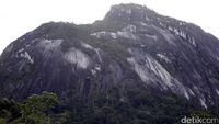 Believe it or not? Bukit Kelam Batu Terbesar di Dunia