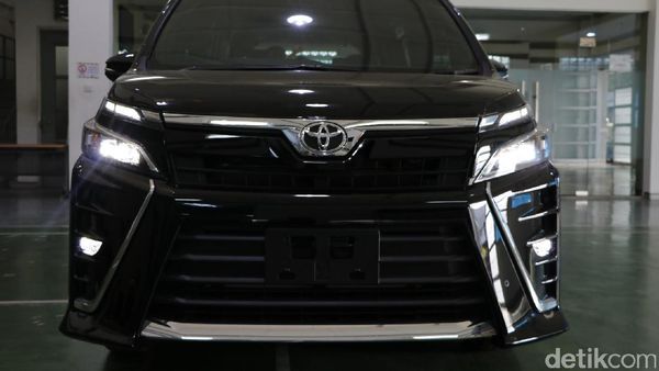 Foto: Ini Dia Tampang Baby Vellfire dari Toyota