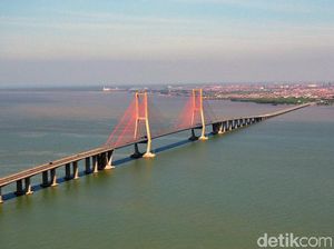 5 Cerita Mistis dari Jembatan Suramadu