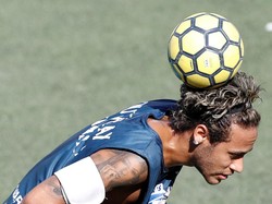 Neymar Resmi Jadi Pesepakbola Termahal Sepanjang Sejarah