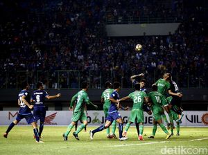 Bhayangkara FC Pecundangi Arema 2-1