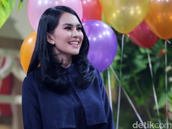 Dunia Hiburan dan Anak, Sumber Kebahagiaan Kartika Putri