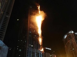 Video Terbakarnya Gedung Pencakar Langit di Dubai