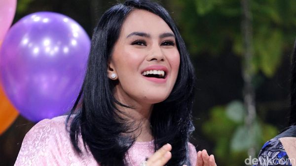 Kartika Putri Dibilang Mirip Ayu Ting Ting, Setuju?