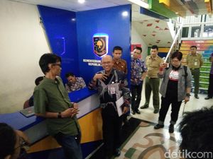 Tak Bisa Cetak e-KTP di Ditjen Dukcapil, Warga Ahmadiyah Kecewa