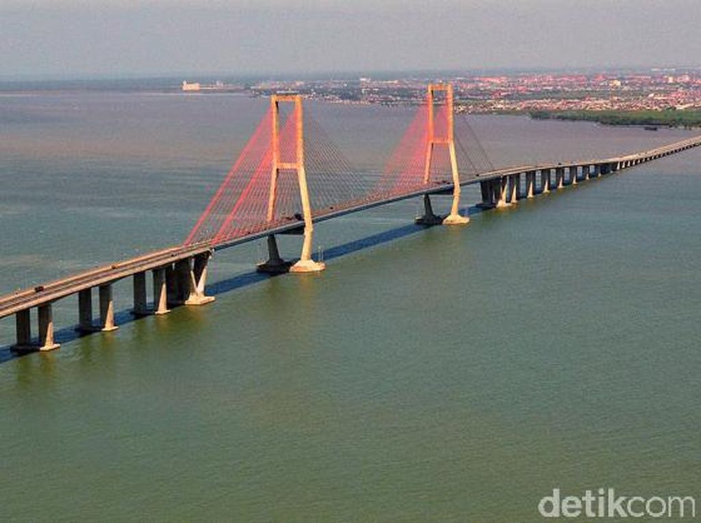 Jembatan Suramadu Akan Ditutup Pada Malam Tahun Baru