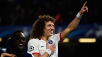 David Luiz menjadi sorotan utama di PSG pada musim panas 2014. Dia didatangkan dengan harga 49,5 juta euro, jadi bek termahal di dunia waktu itu. (Foto: Getty Images Sport)