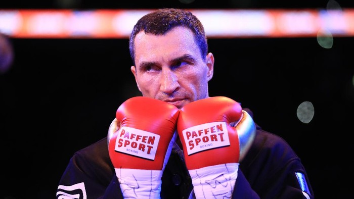 LONDON, ENGLAND - APRIL 29:  Wladimir Klitschko looks on in the ring prior to his fight against Anthony Joshua for the IBF, WBA and IBO Heavyweight World Title bout at Wembley Stadium on April 29, 2017 in London, England.  (Photo by Richard Heathcote/Getty Images)