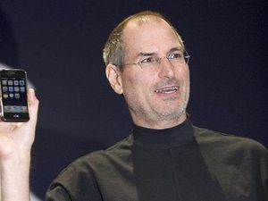 Steve Jobs Jadi Merek Baju, Apple Mencak-mencak Steve Jobs Jadi Merek Baju, Apple Mencak-mencak