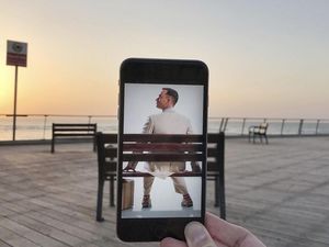 Seperti Puzzle, Foto Biasa Jadi Keren