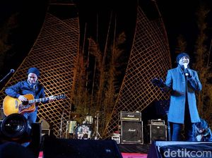 Anji Ramaikan Jazz Atas Awan di Dieng Cultural Festival