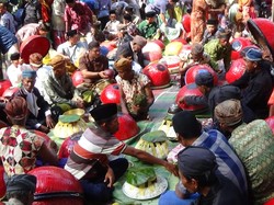 Nyadhar, Ritual Penghormatan Petambak Garam Sumenep