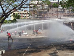 Antisipasi Kerusuhan, Polisi Gelar Simulasi Pengamanan Pilkada